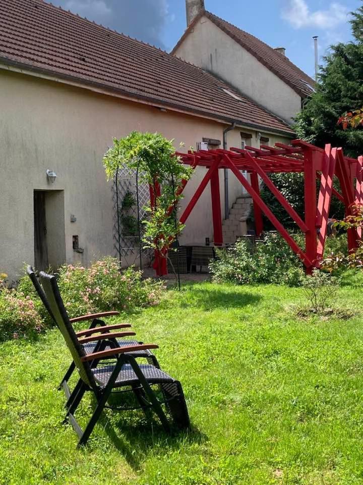 Morvan Séjours Antully Exterior foto